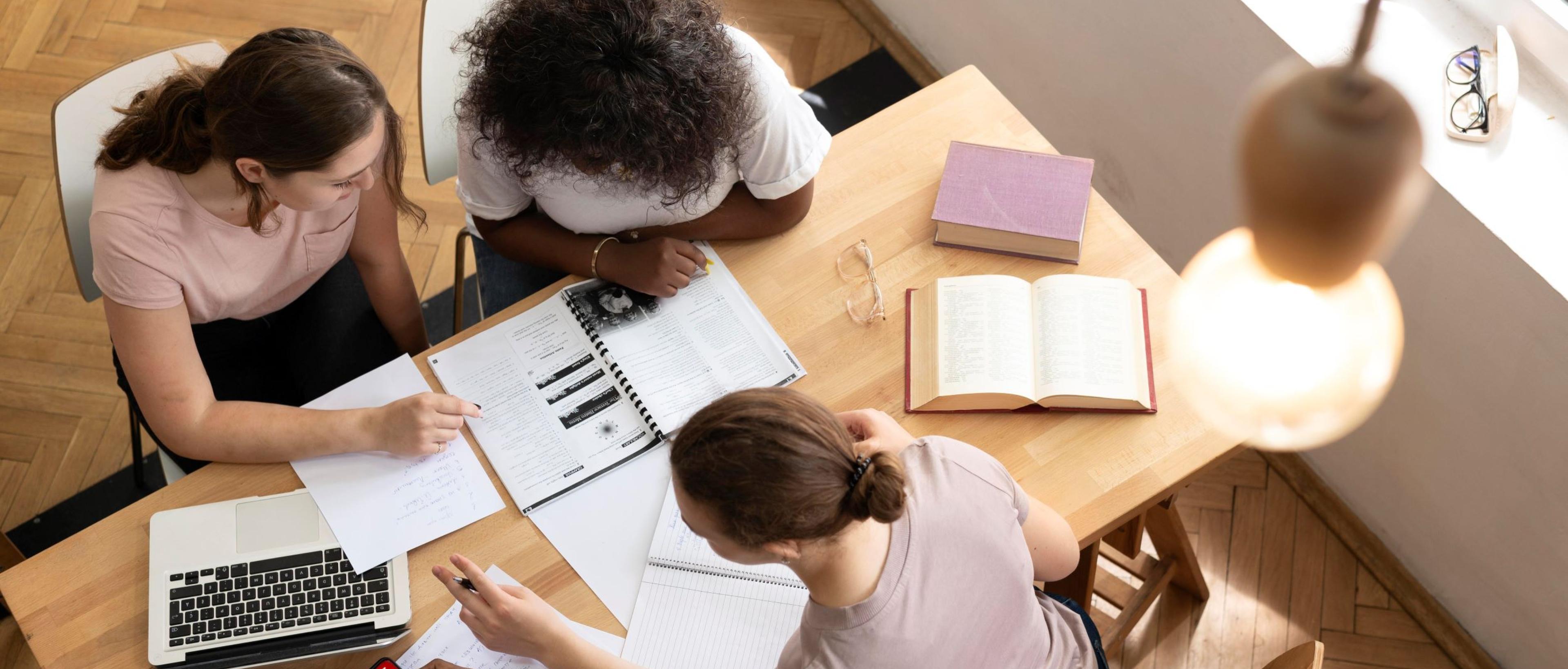 ¡¡Prepara tus oposiciones con nosotros!!